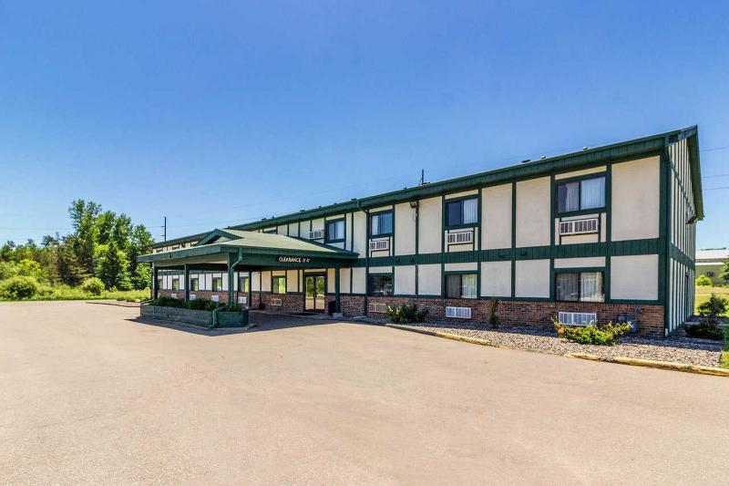 Rodeway Inn ブレイナード エクステリア 写真