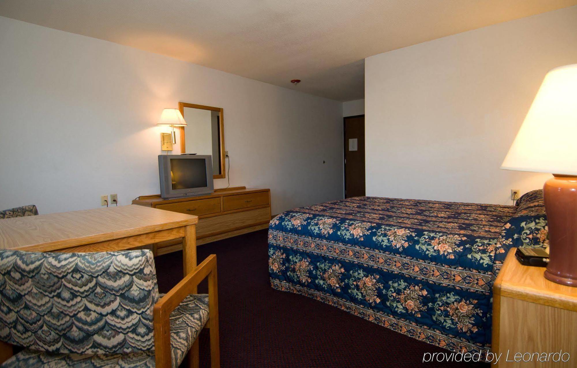 Rodeway Inn ブレイナード 部屋 写真